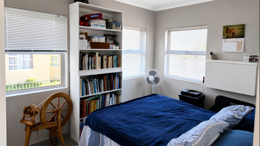 2 Bedroom Property for Sale in Kleinmond Western Cape